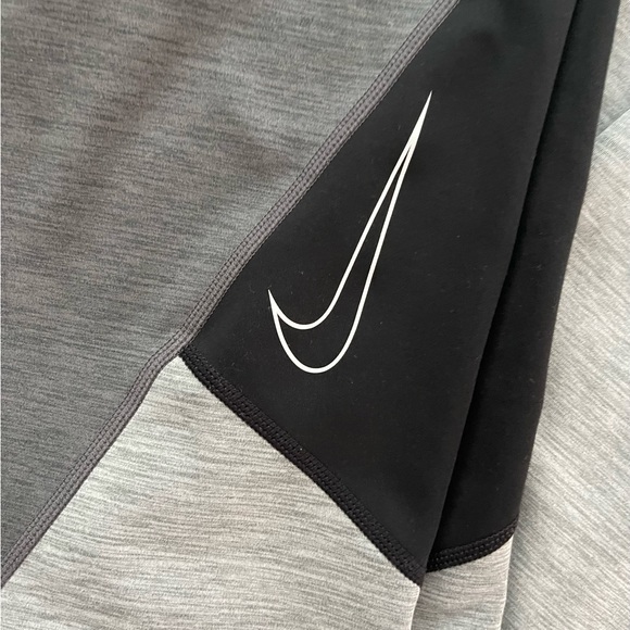 NIKE LEGGINGS Gray/Black -Woman Medium - Picture 8 of 16